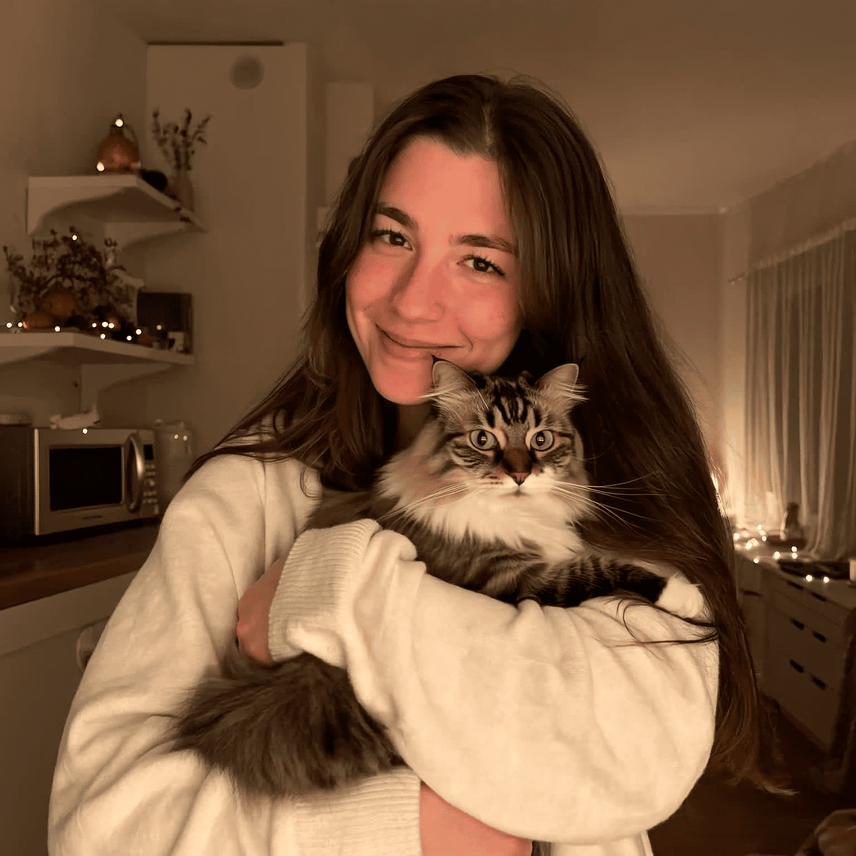 Review by Sarah Mitchell